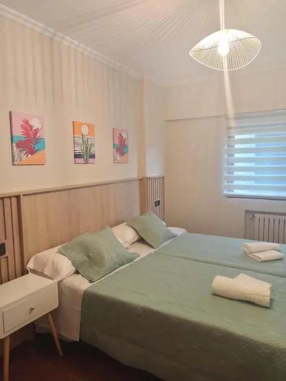 Dormitorio doble en Casa Andaina, casa rural en Palas de Rei, Camino de Santiago