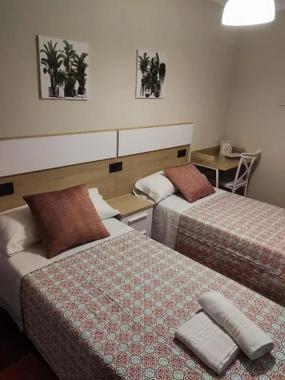 Habitación doble acogedora en Casa Andaina Lugo